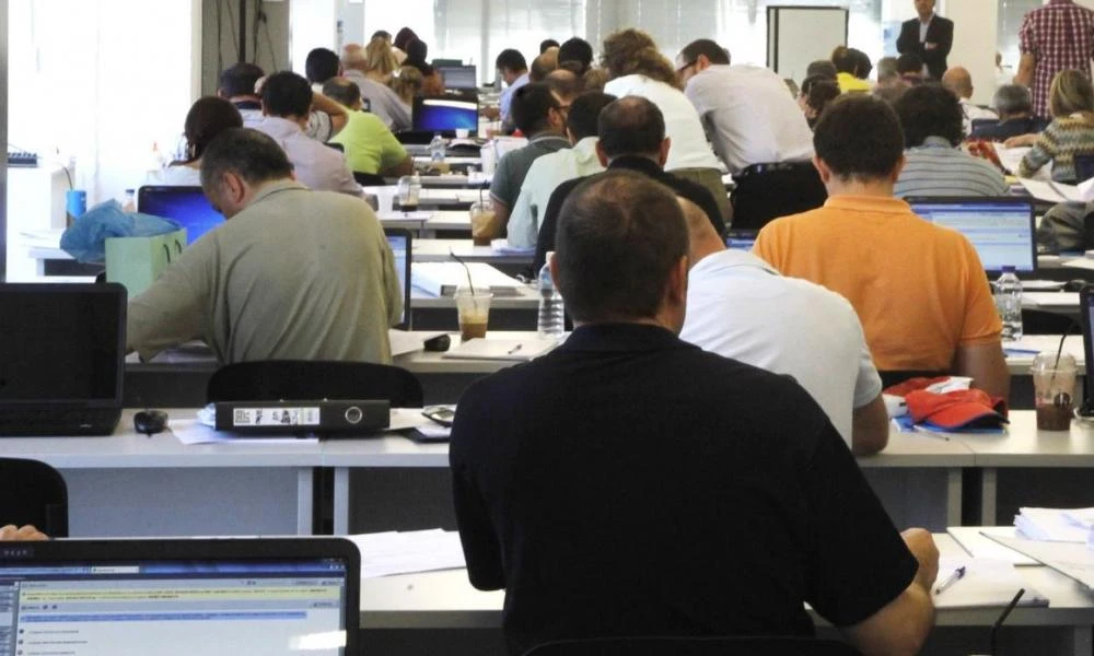 Κεραμέως: Έρχονται 16.000 προσλήψεις στο Δημόσιο για το 2024, βάσει των αποχωρήσεων
